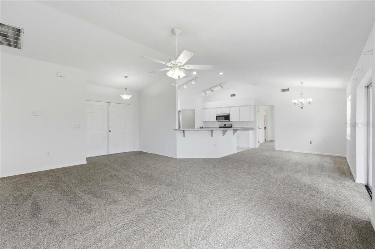 Image 6 of 44 For 3221 Merlot Drive