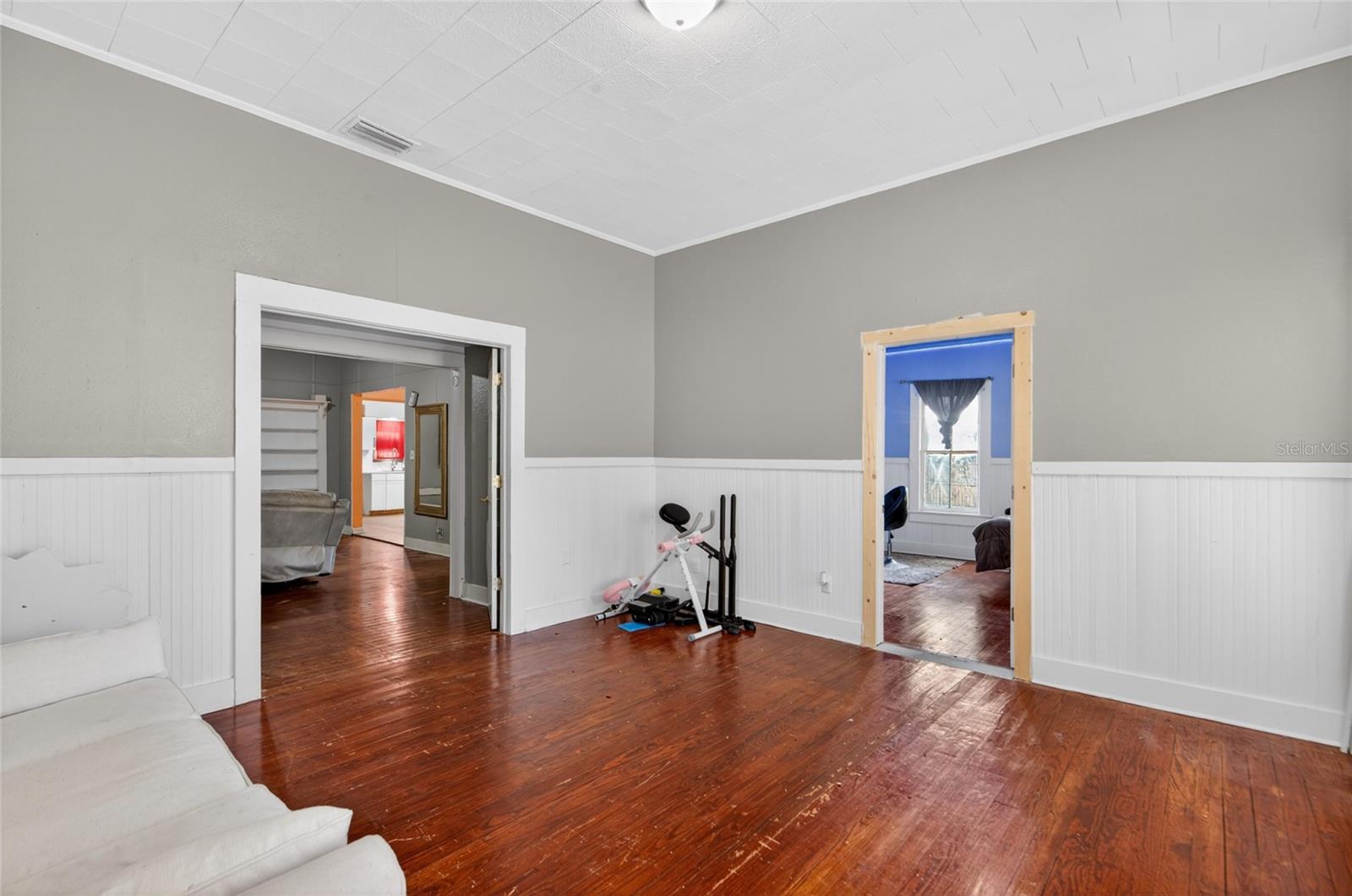 Image 11 of 44 For 200 Orange Avenue