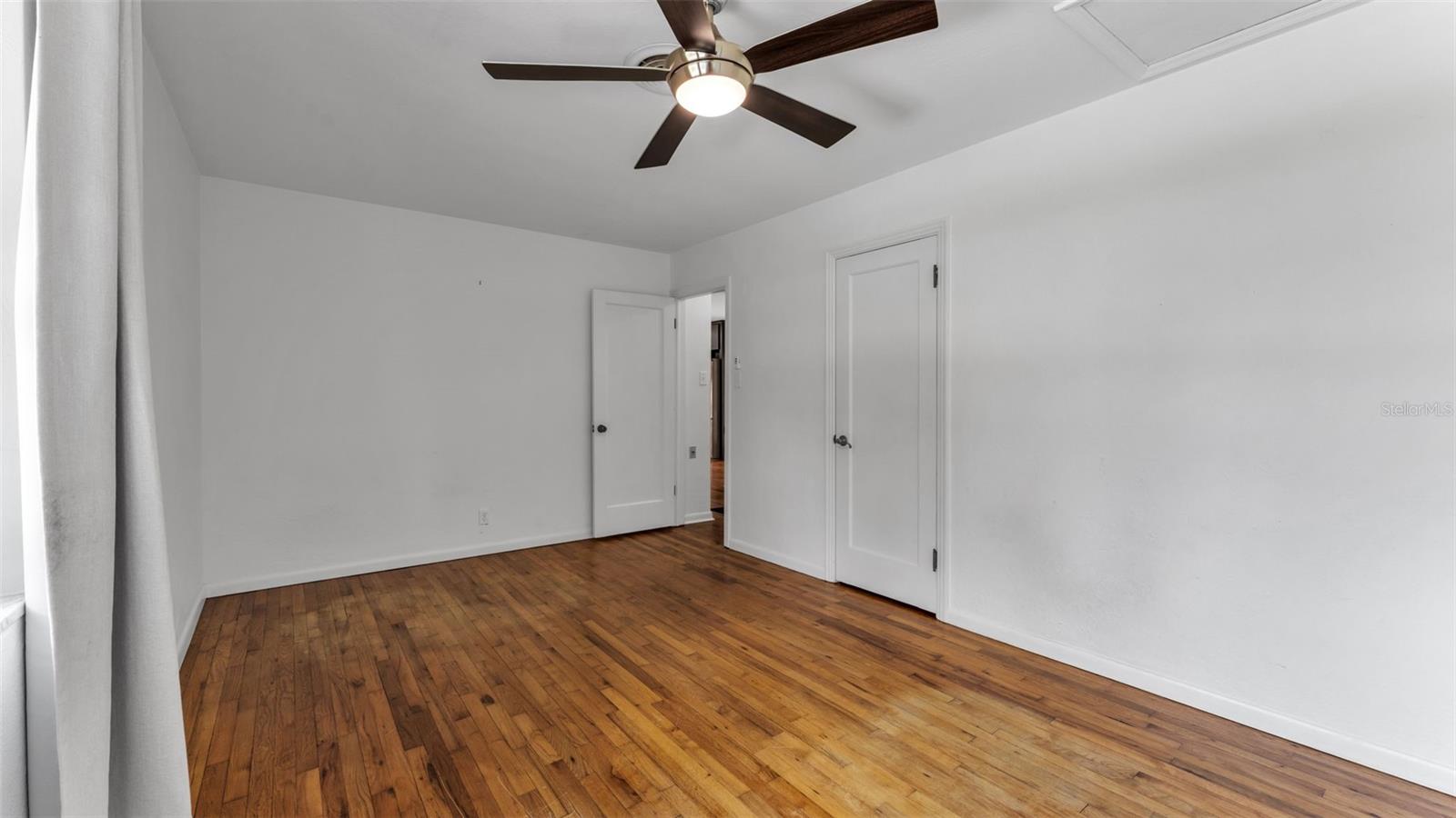 Image 26 of 51 For 208 Prado Place