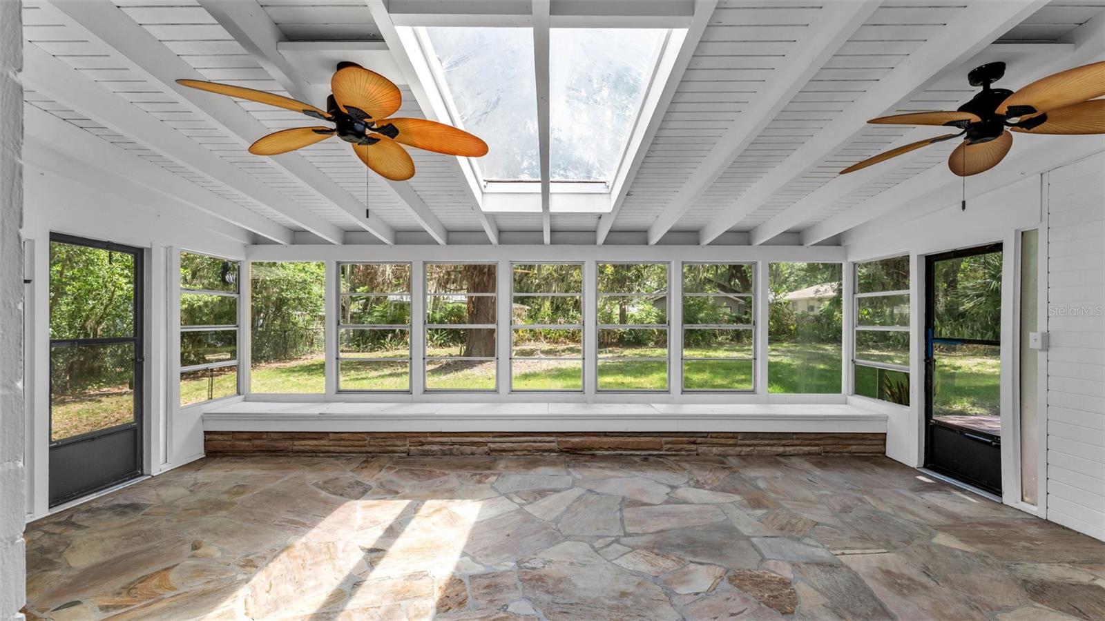 Image 36 of 51 For 208 Prado Place