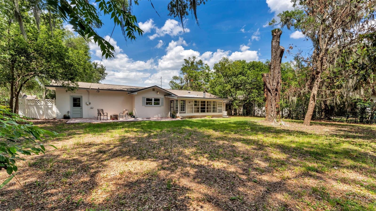 Image 43 of 51 For 208 Prado Place