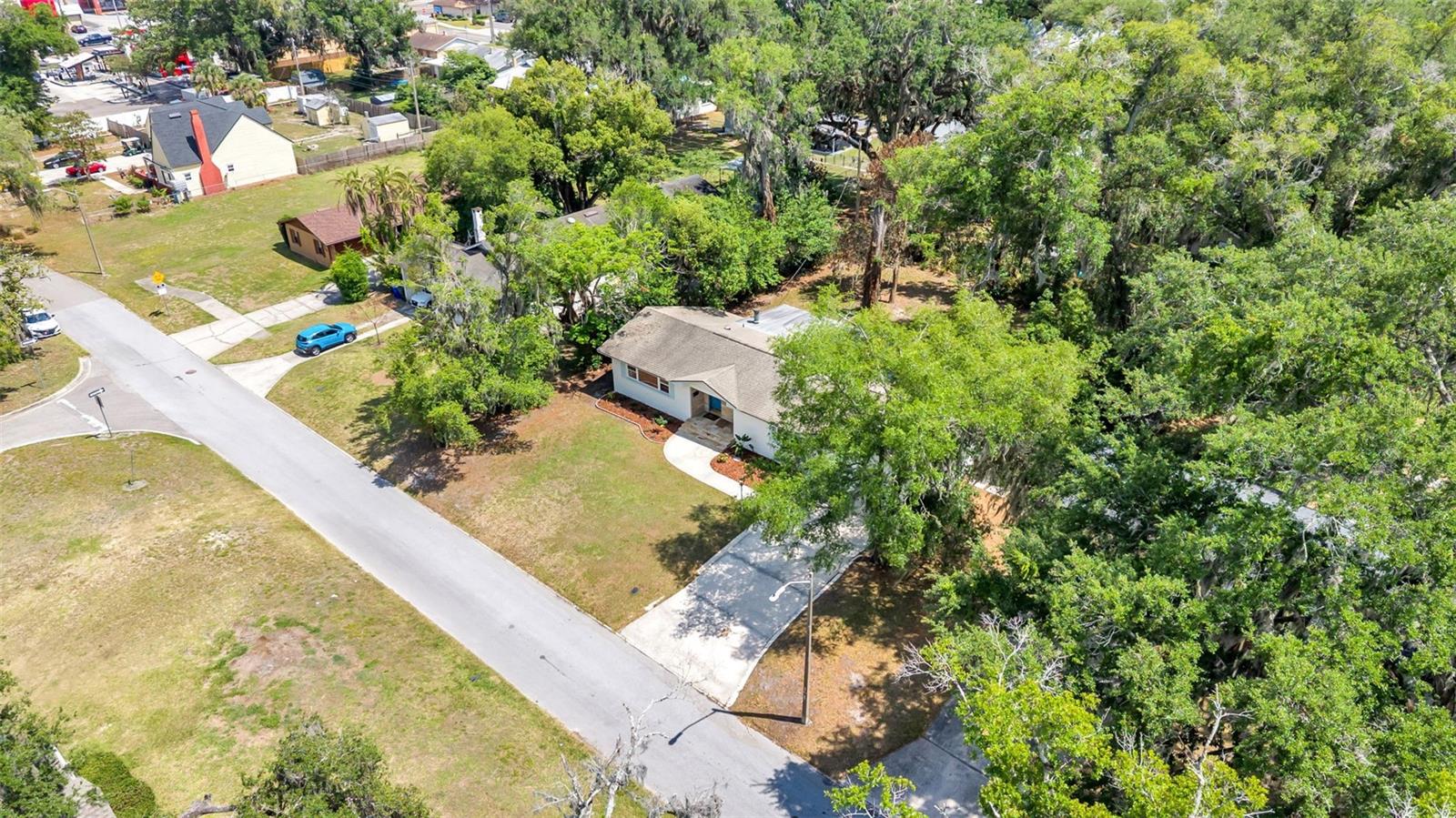 Image 47 of 51 For 208 Prado Place