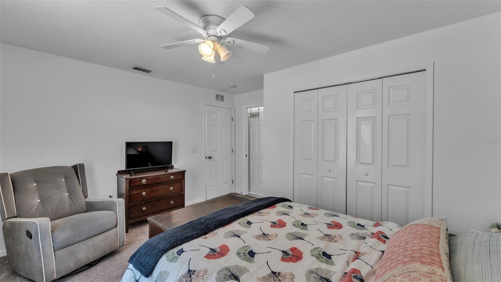 Image 30 of 47 For 6146 Mission Drive