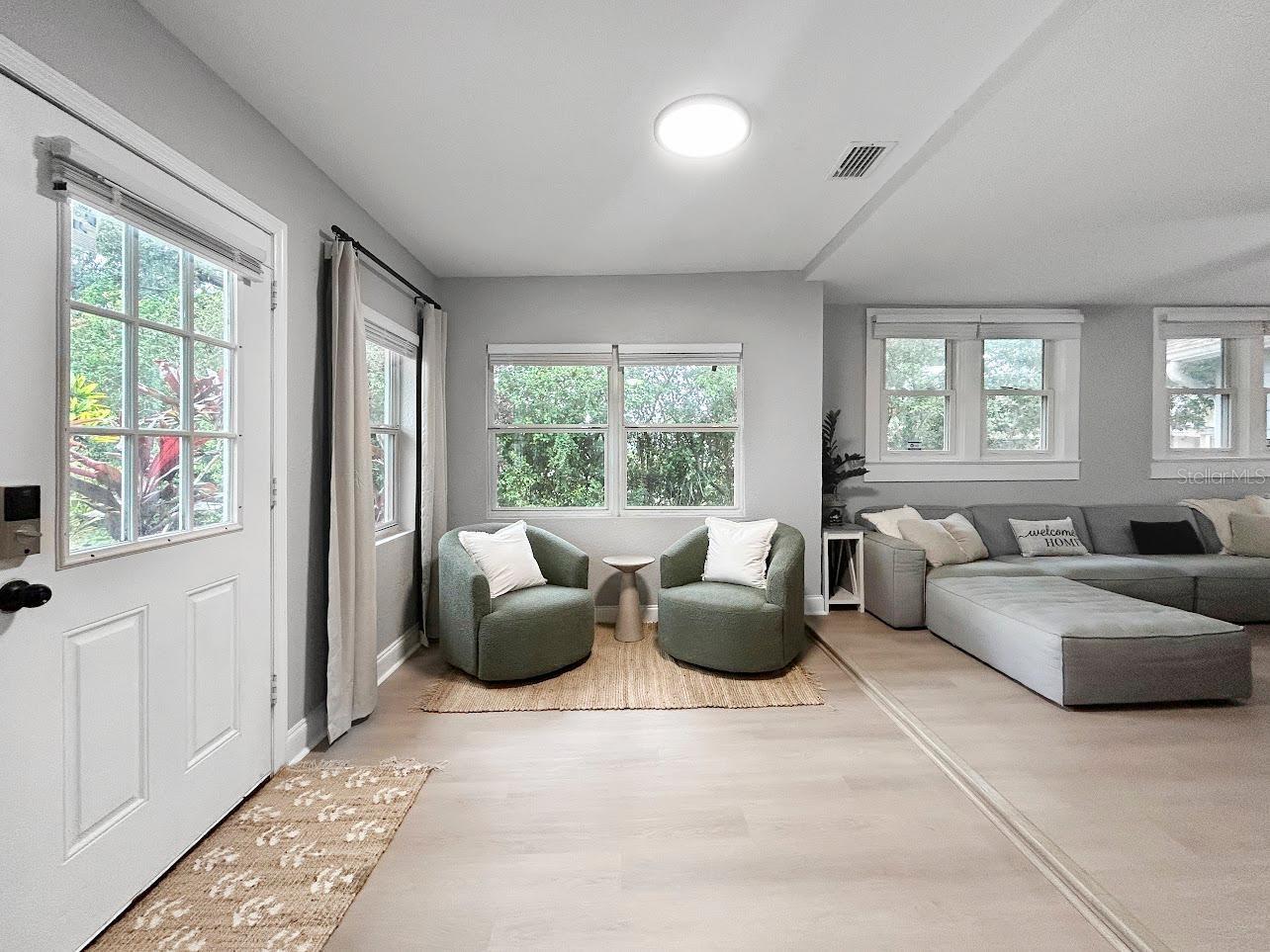 Image 3 of 27 For 1718 Lavon Street