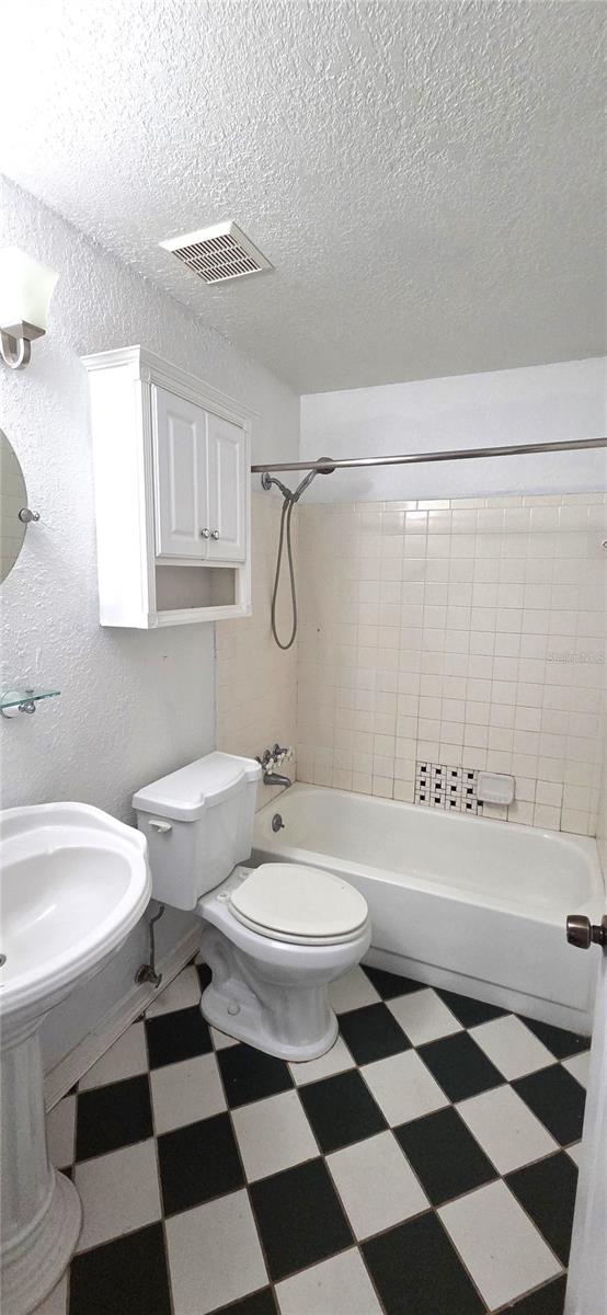 Image 32 of 49 For 1113 Cinnamon Way E