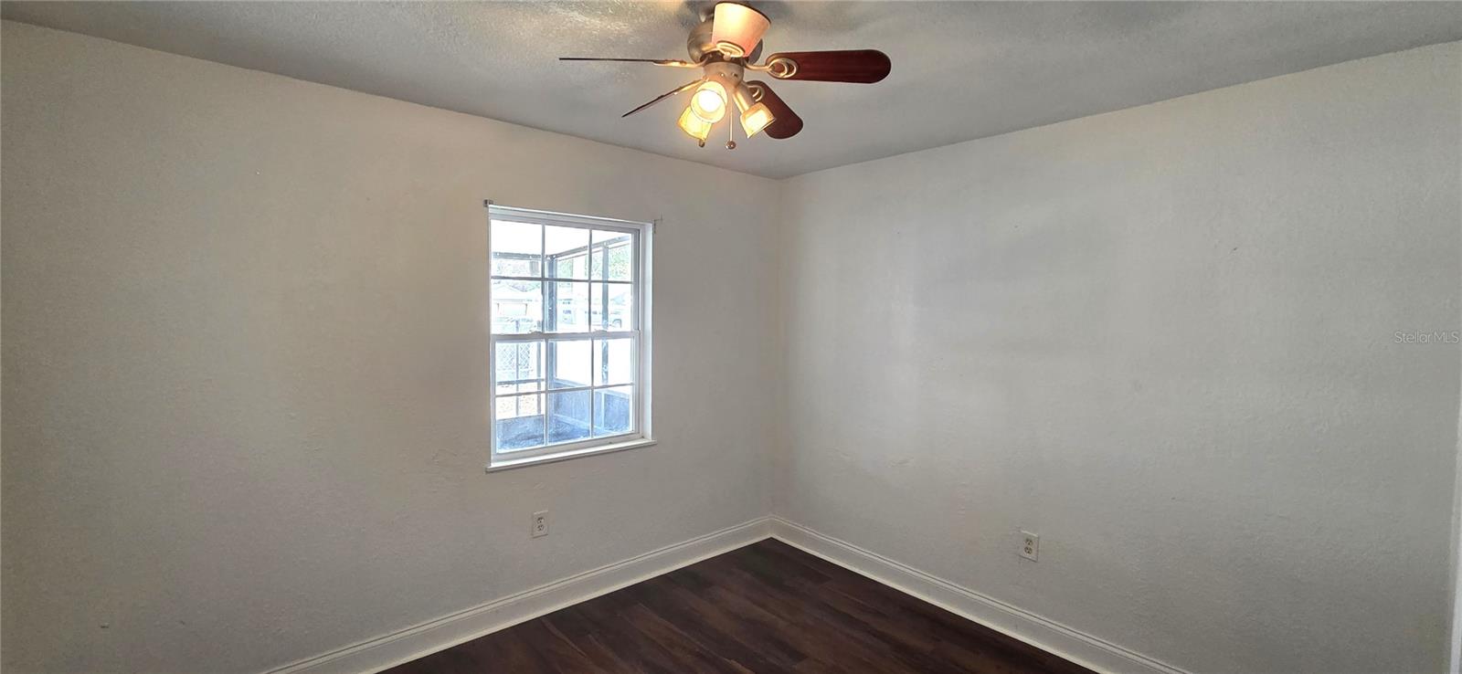 Image 33 of 49 For 1113 Cinnamon Way E
