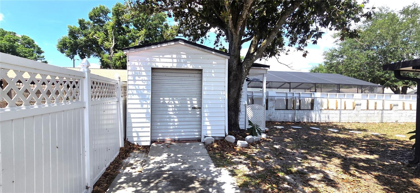 Image 38 of 49 For 1113 Cinnamon Way E