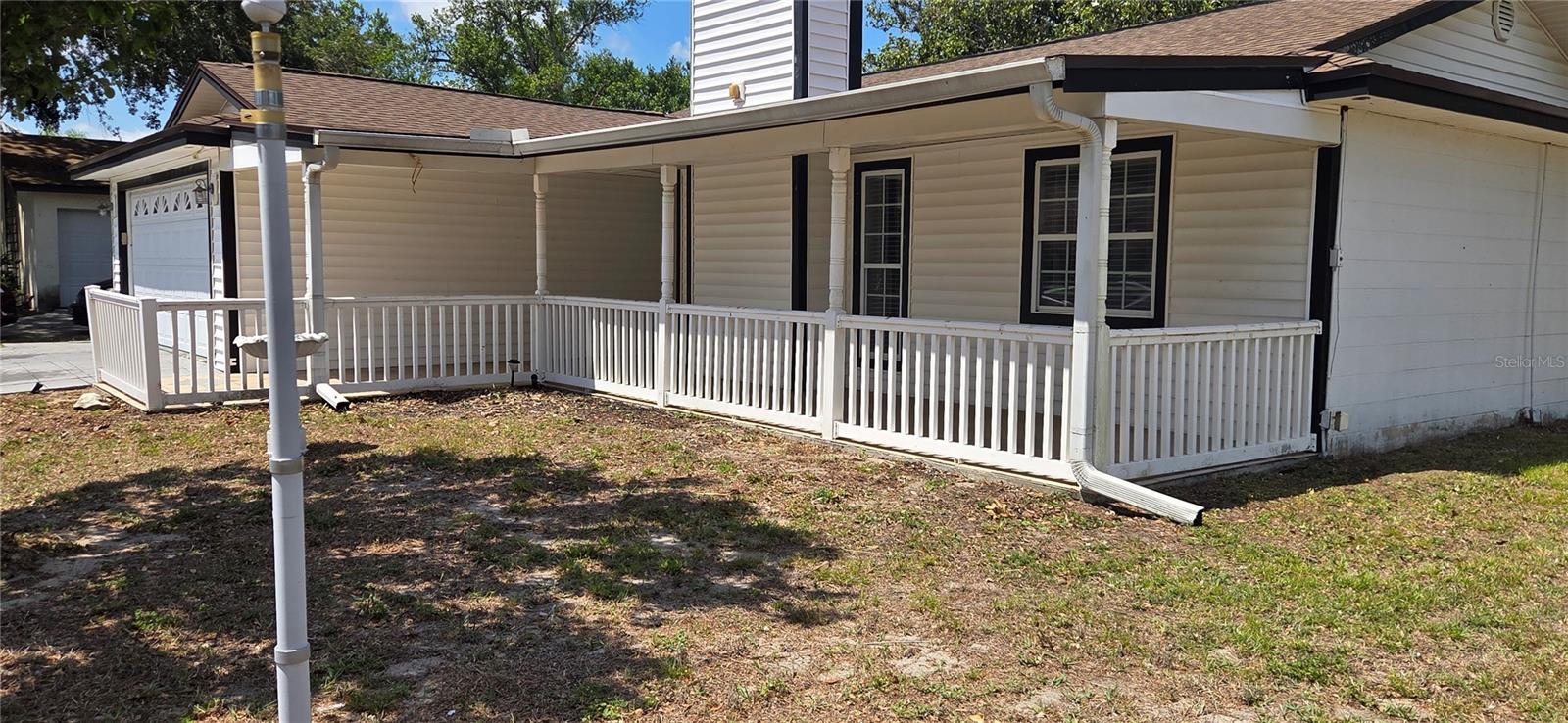 Image 4 of 49 For 1113 Cinnamon Way E
