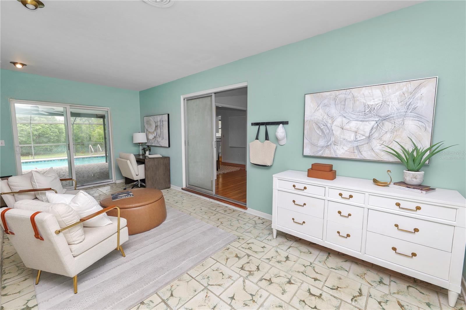 Image 10 of 97 For 2215 Woodbine Avenue