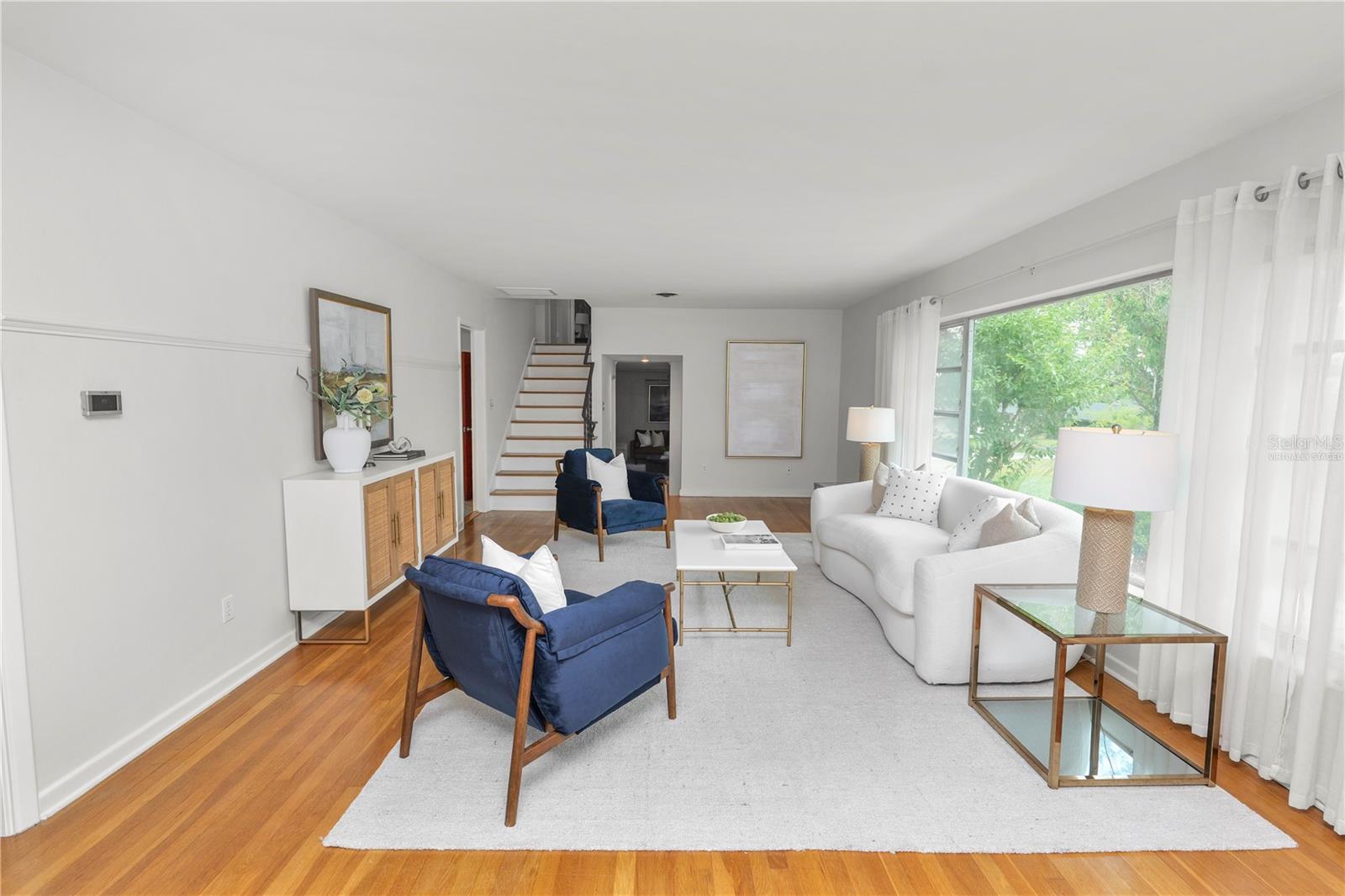 Image 14 of 97 For 2215 Woodbine Avenue