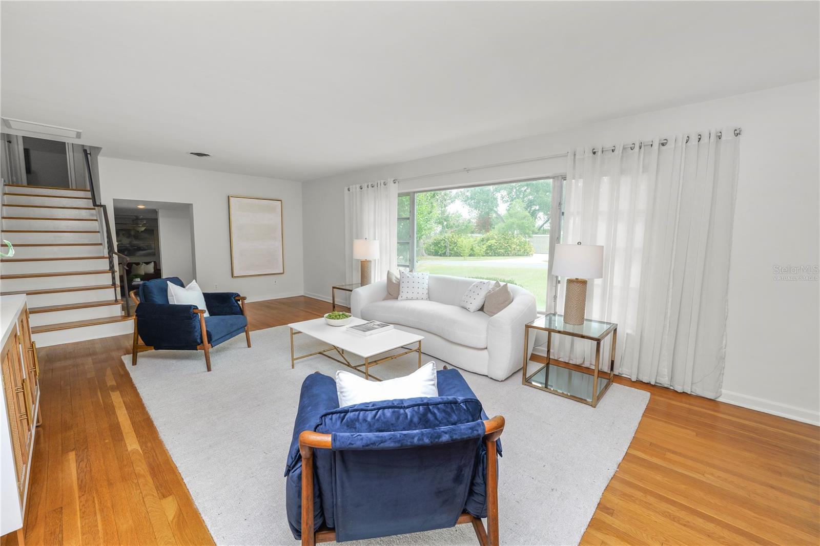Image 16 of 97 For 2215 Woodbine Avenue