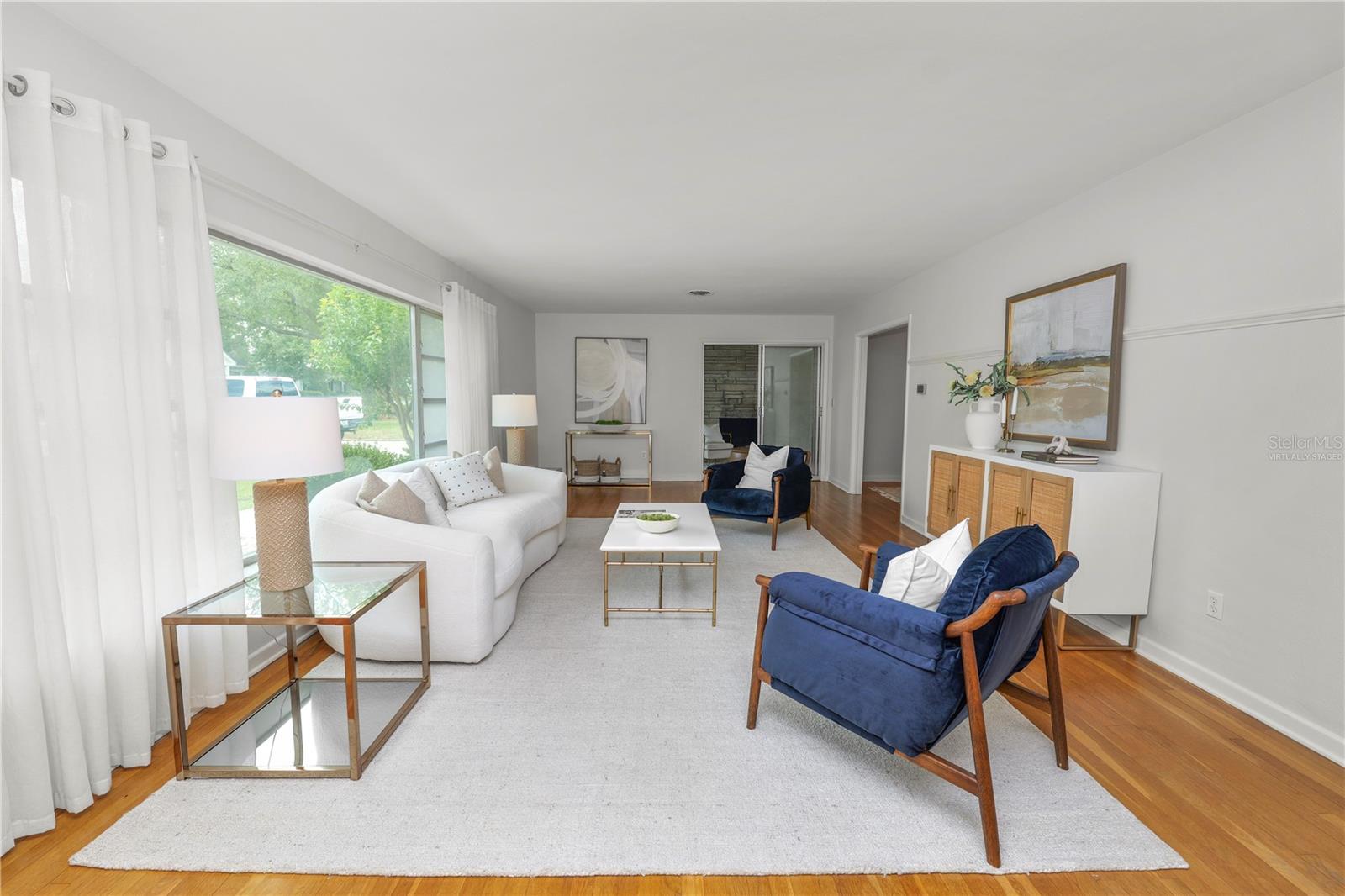 Image 18 of 97 For 2215 Woodbine Avenue
