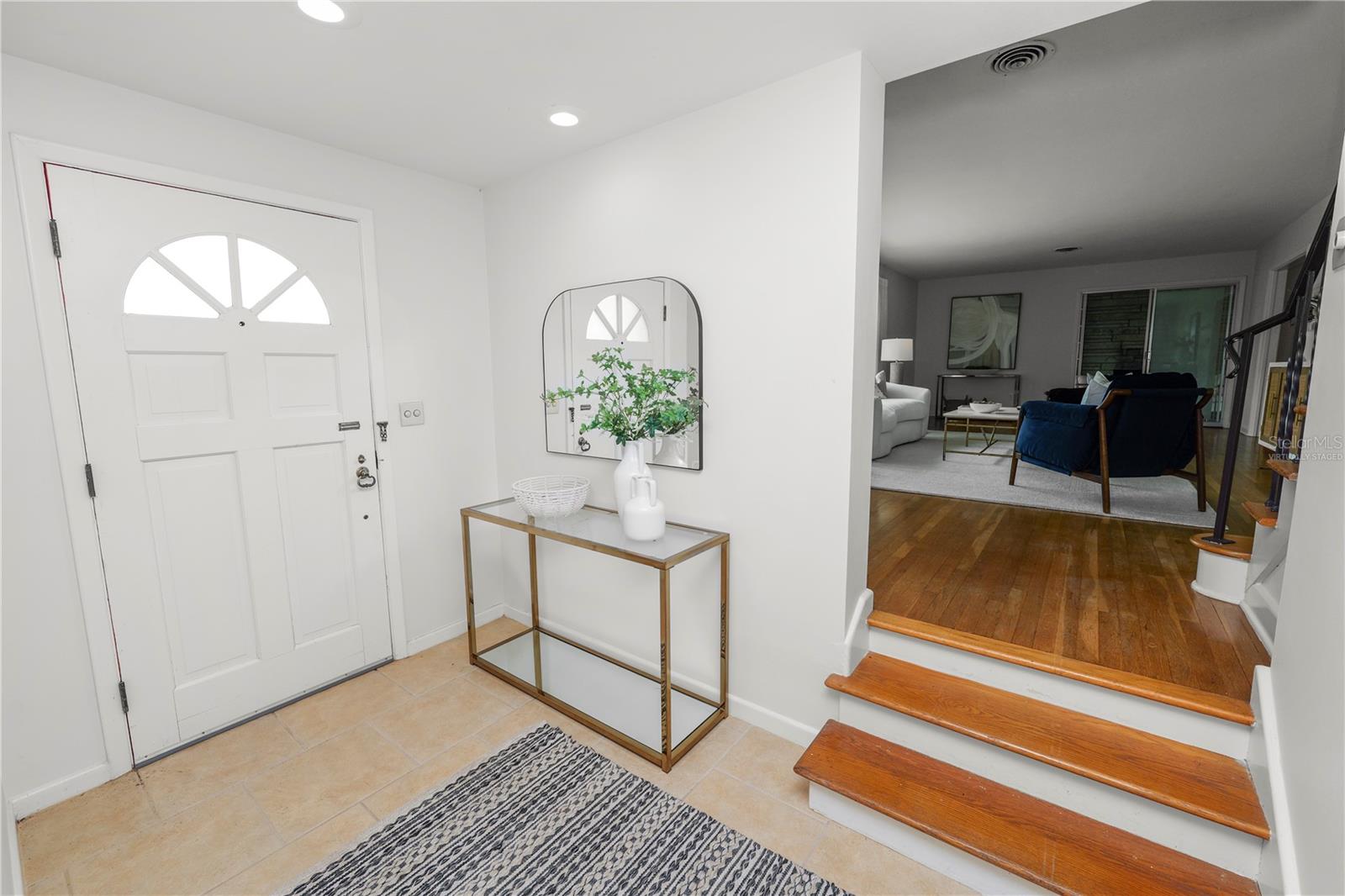 Image 20 of 97 For 2215 Woodbine Avenue