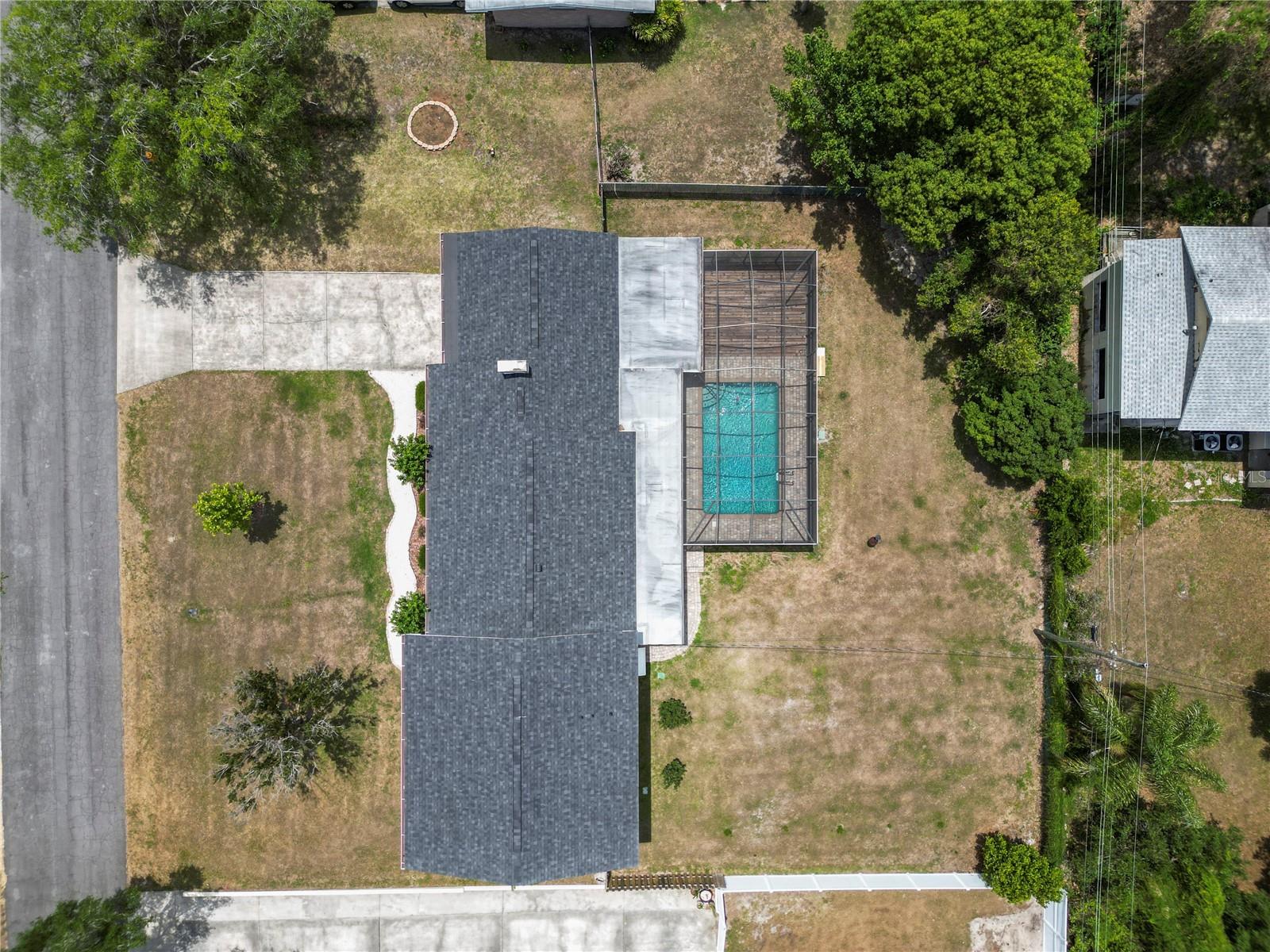 Image 3 of 97 For 2215 Woodbine Avenue