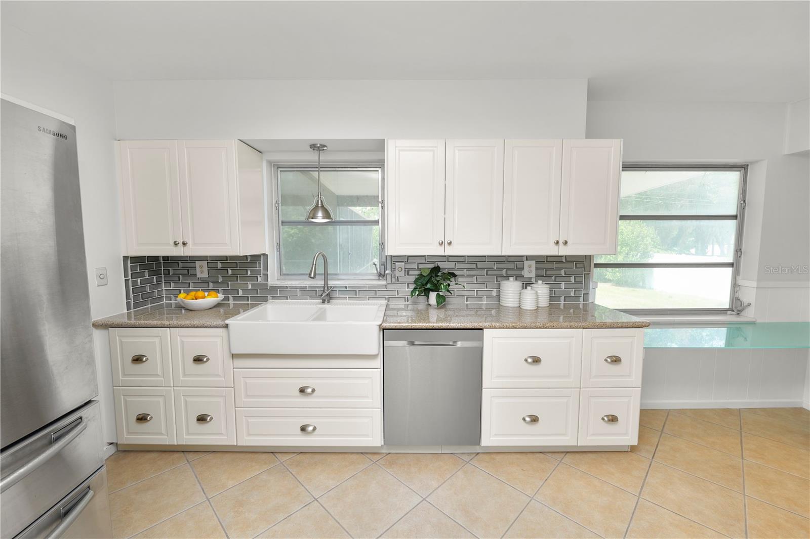 Image 36 of 97 For 2215 Woodbine Avenue