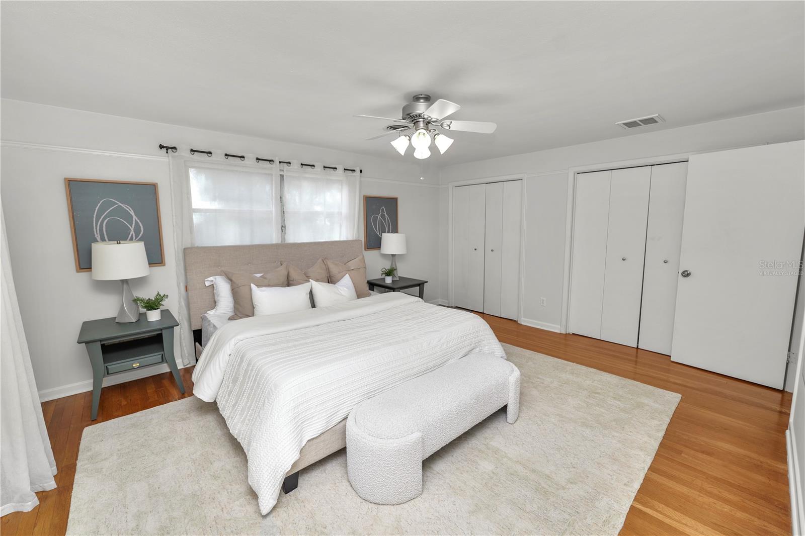 Image 48 of 97 For 2215 Woodbine Avenue