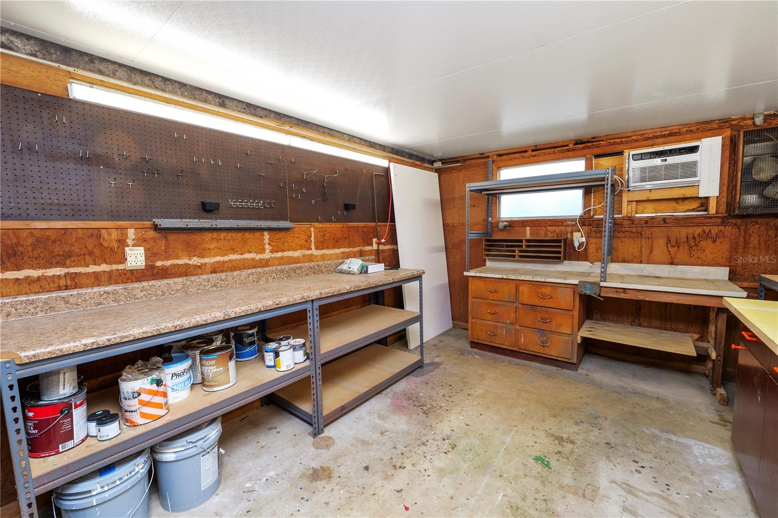 Image 68 of 97 For 2215 Woodbine Avenue