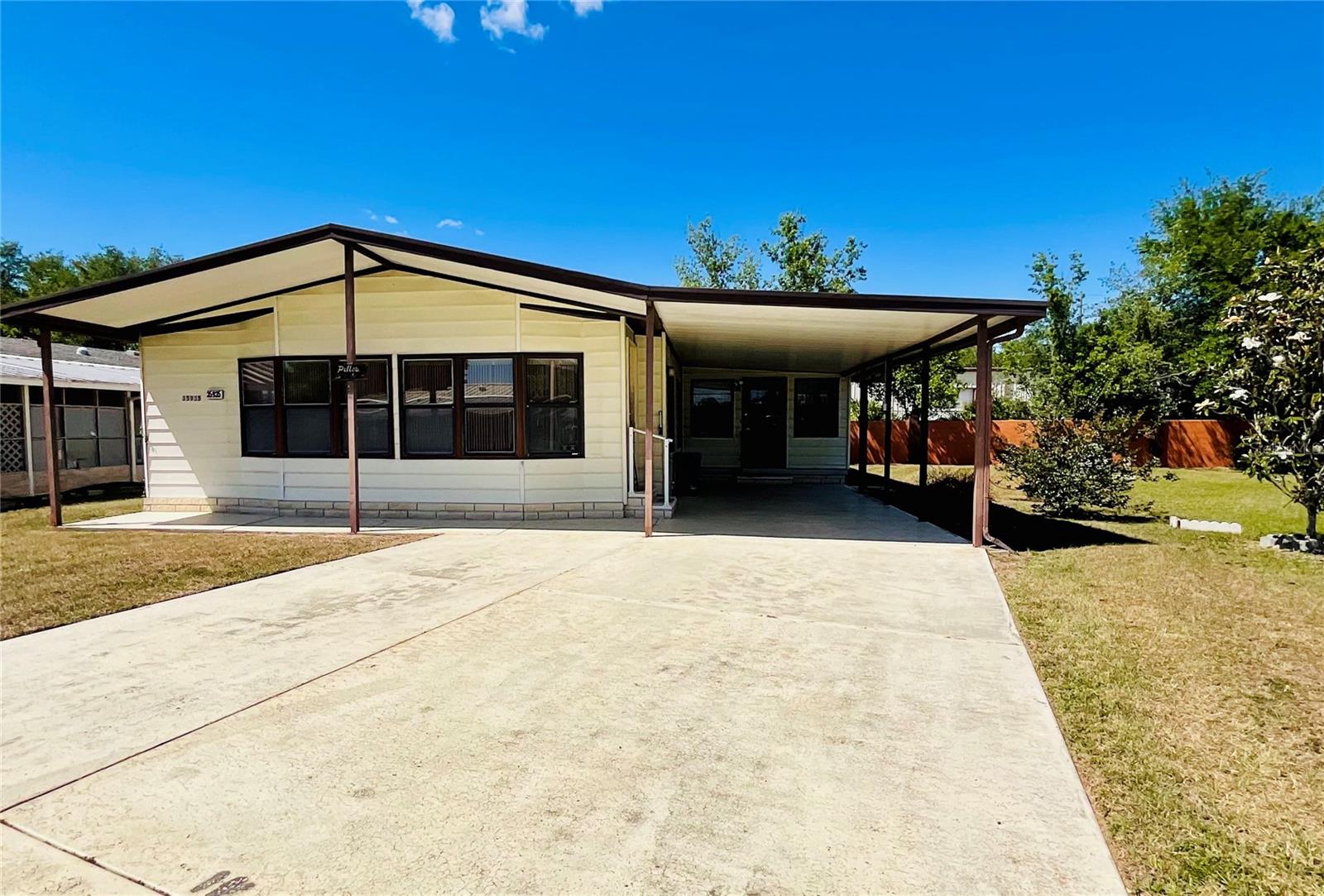 Details for 35935 Tanda Circle, ZEPHYRHILLS, FL 33541