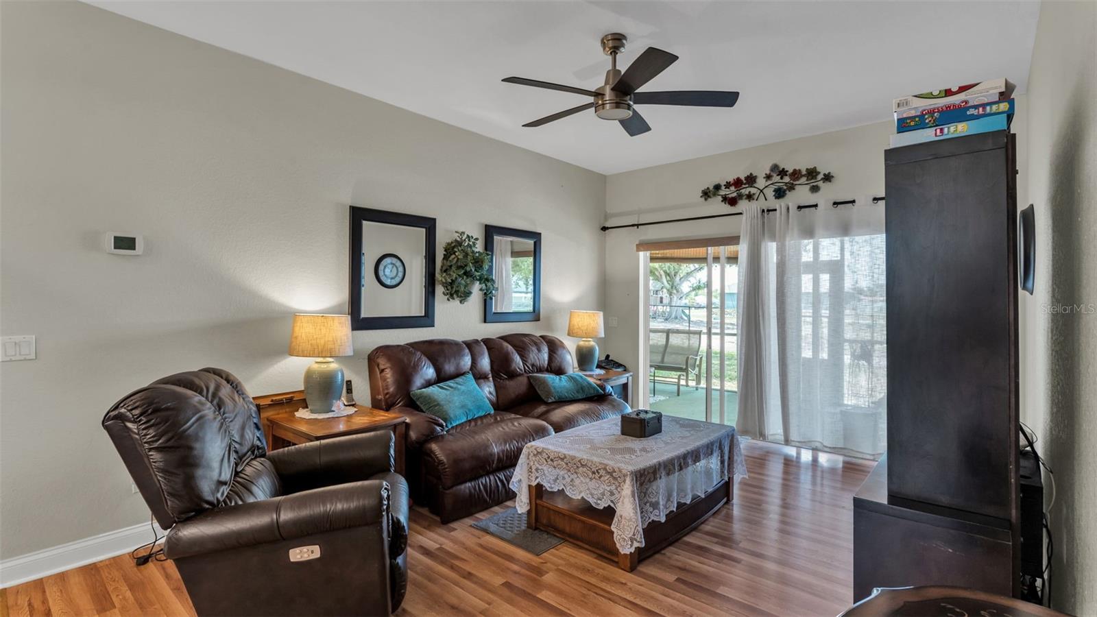 Image 10 of 38 For 112 Bentley Oaks Boulevard