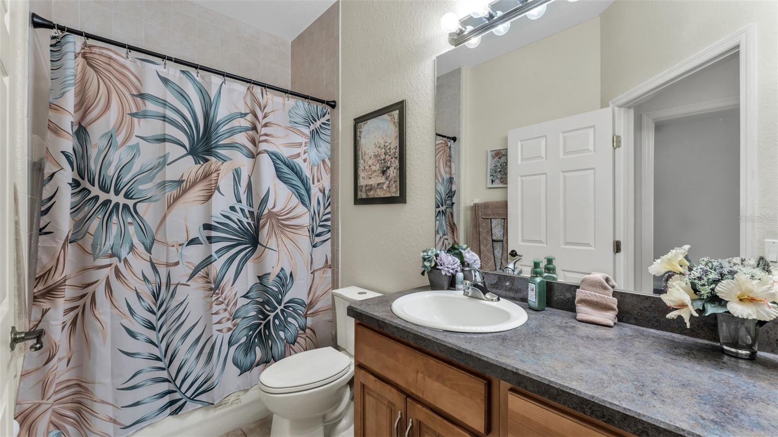 Image 17 of 38 For 112 Bentley Oaks Boulevard