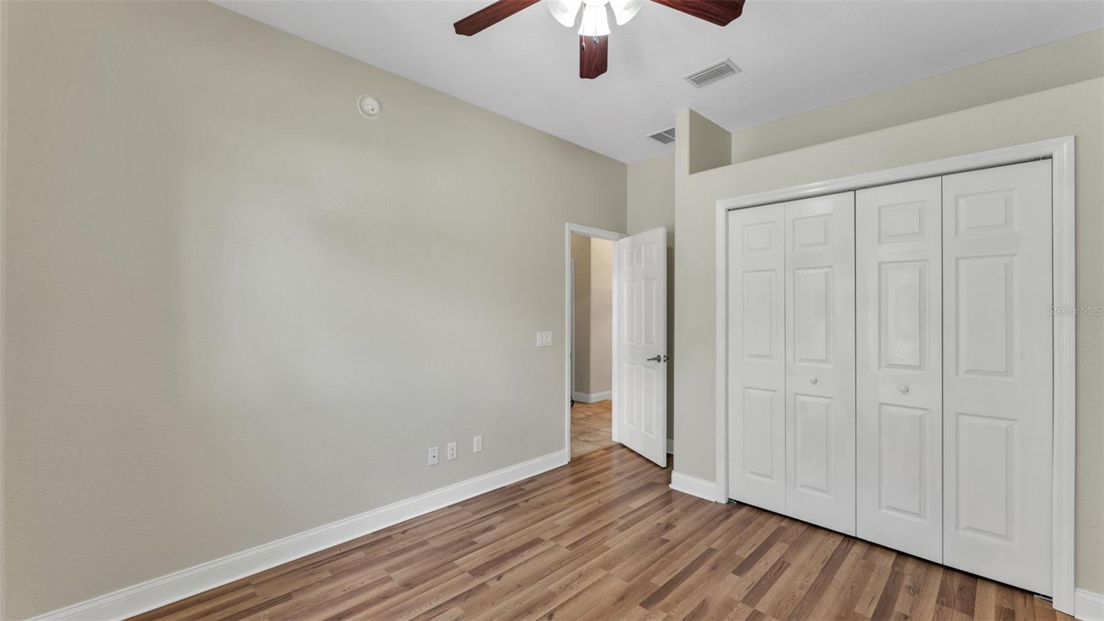 Image 19 of 38 For 112 Bentley Oaks Boulevard
