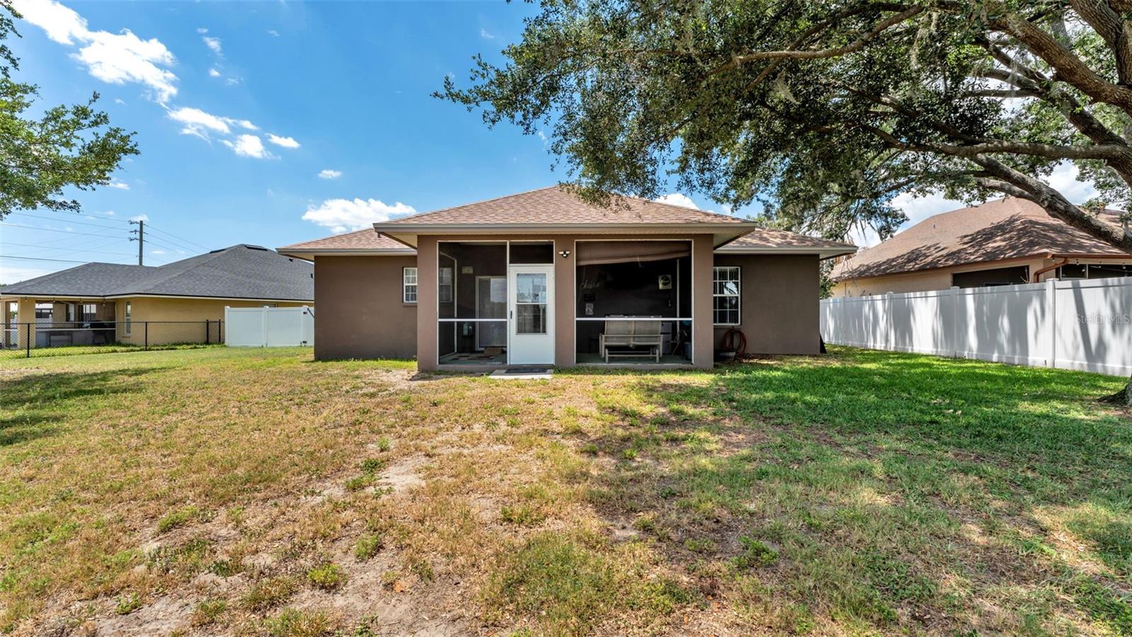 Image 29 of 38 For 112 Bentley Oaks Boulevard