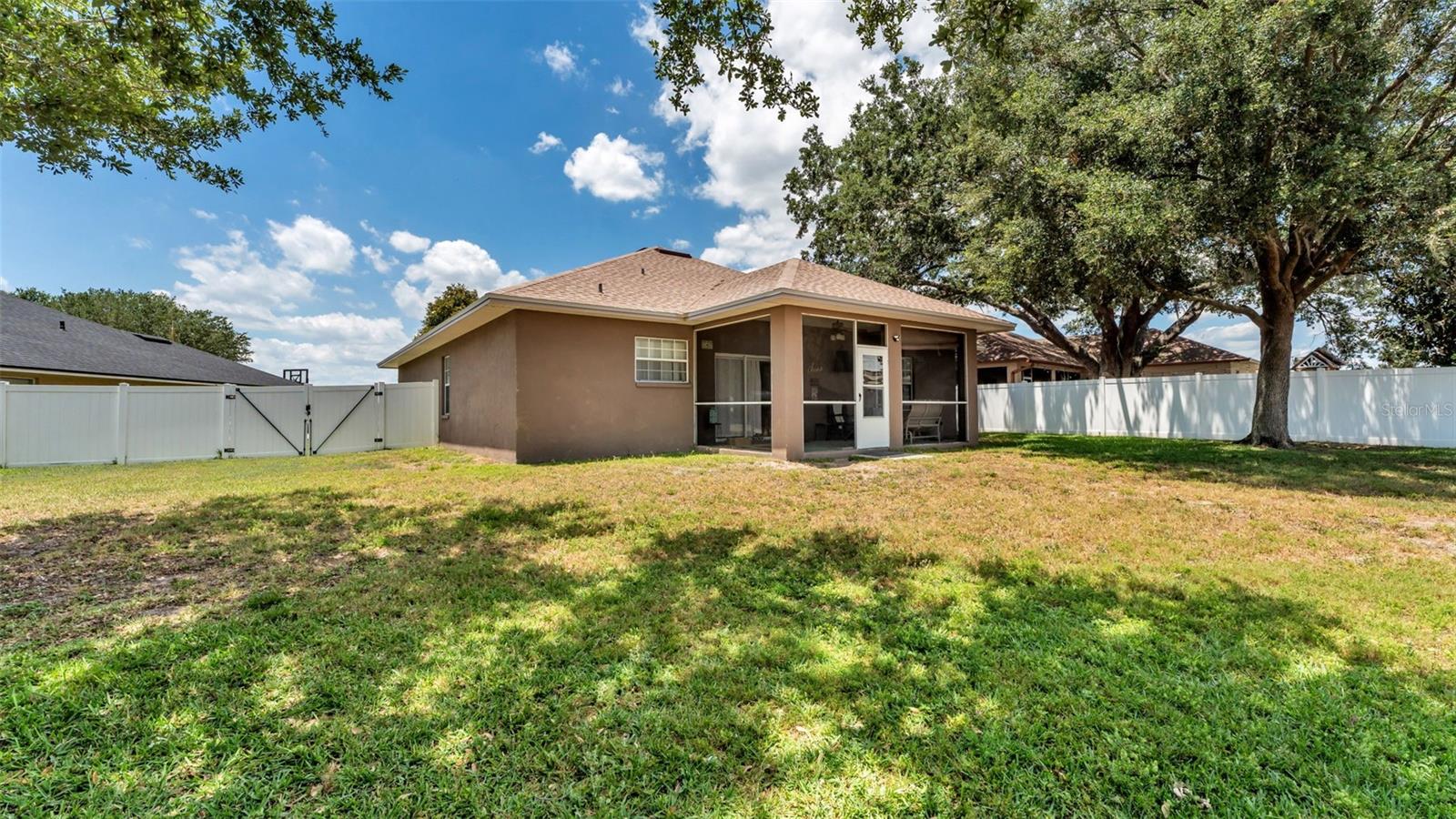 Image 30 of 38 For 112 Bentley Oaks Boulevard