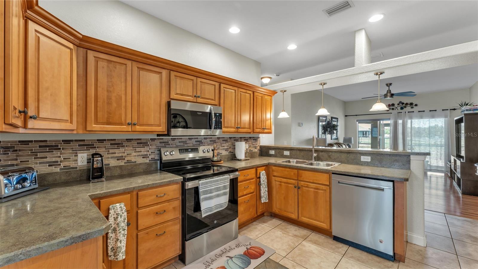 Image 8 of 38 For 112 Bentley Oaks Boulevard
