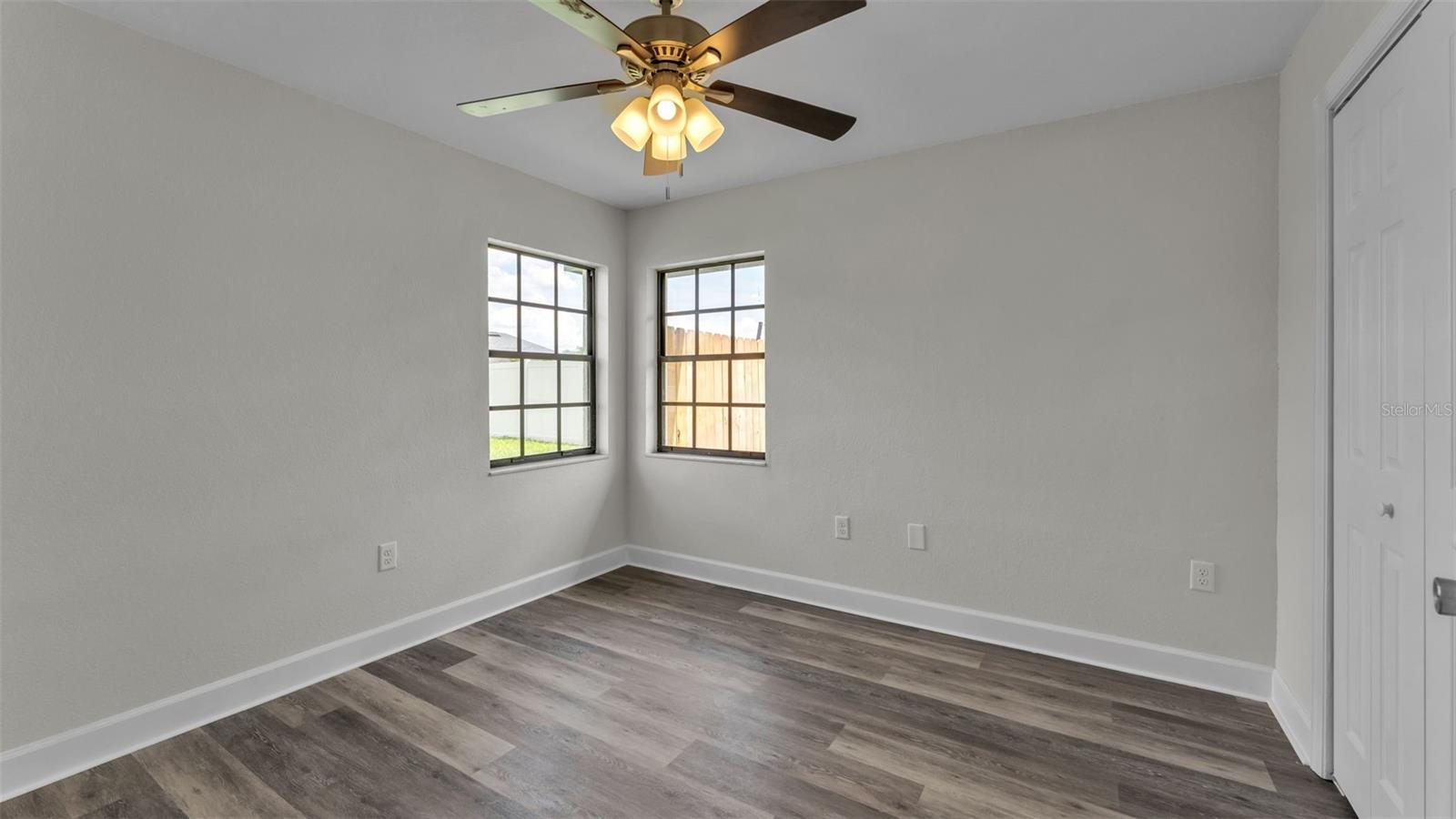 Image 12 of 22 For 7225 Hileman Drive E
