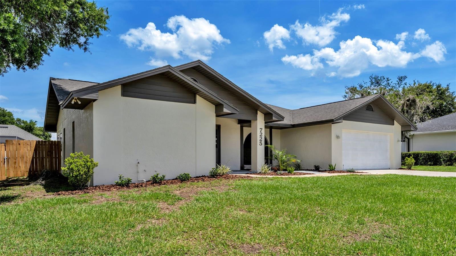 Image 17 of 22 For 7225 Hileman Drive E