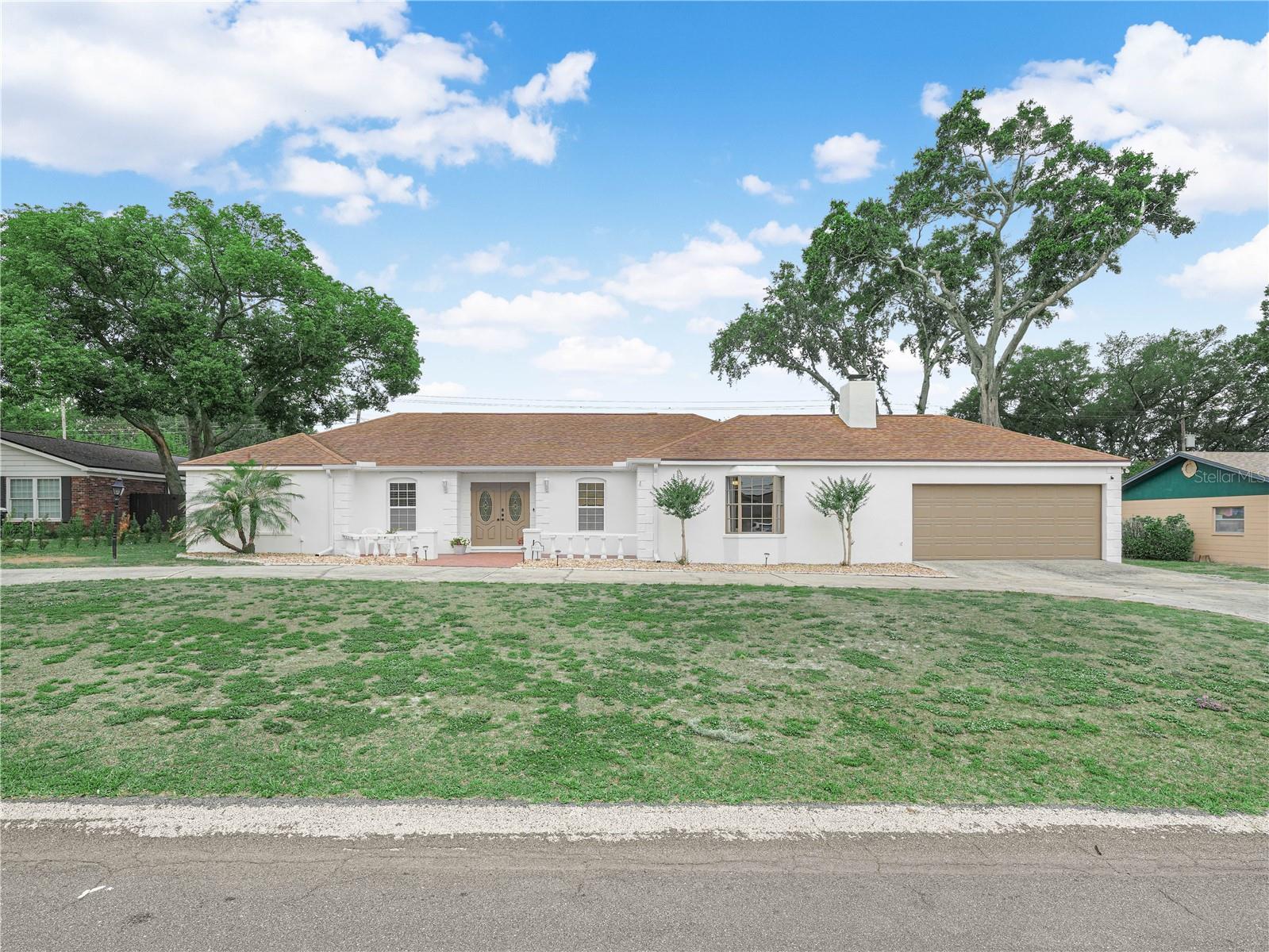 Details for 4615 Kings Point Court, LAKELAND, FL 33813