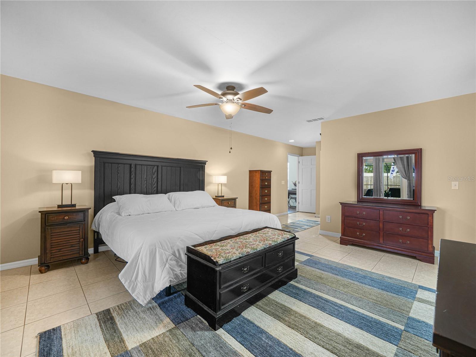 Image 15 of 41 For 4615 Kings Point Court