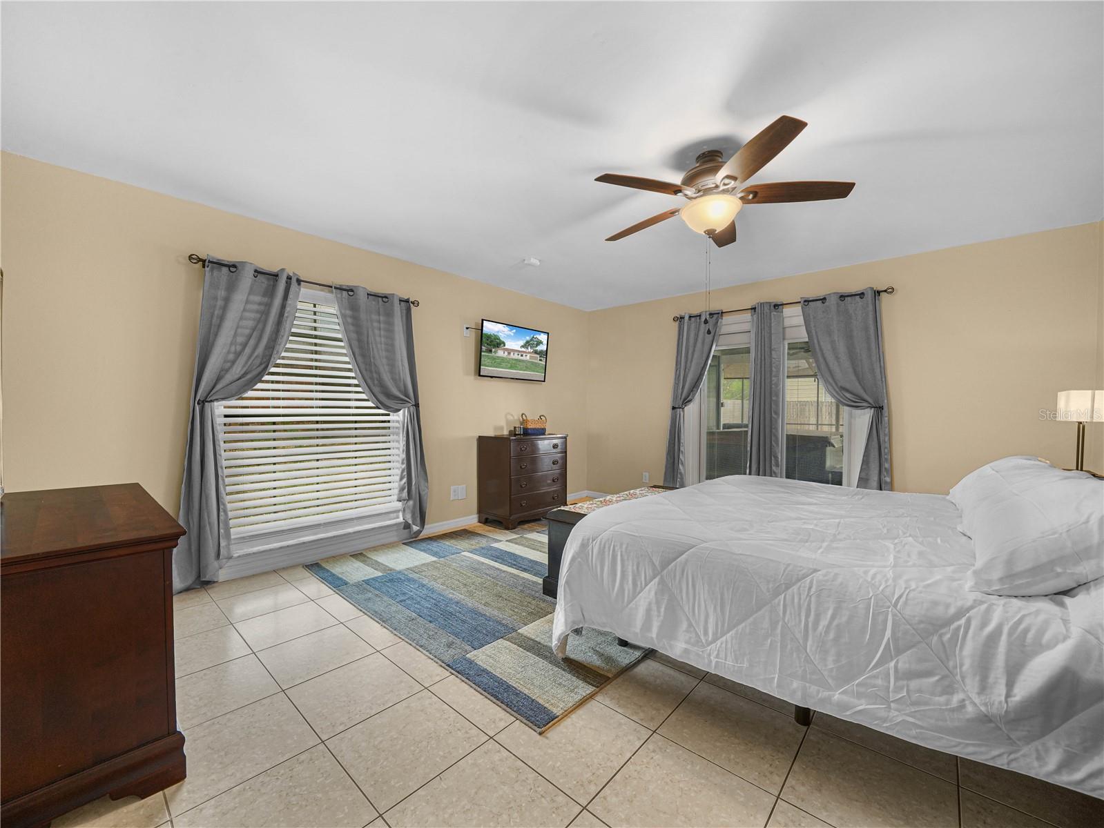 Image 16 of 41 For 4615 Kings Point Court