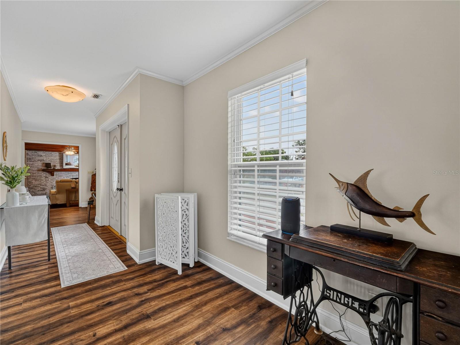 Image 2 of 41 For 4615 Kings Point Court