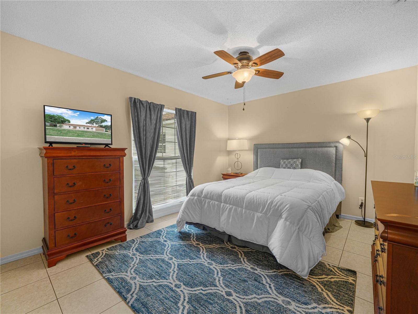 Image 21 of 41 For 4615 Kings Point Court