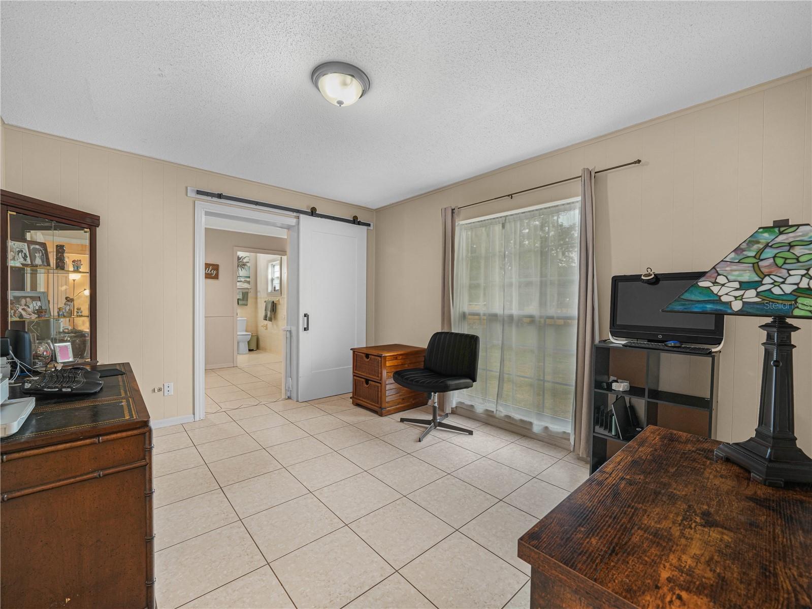 Image 25 of 41 For 4615 Kings Point Court
