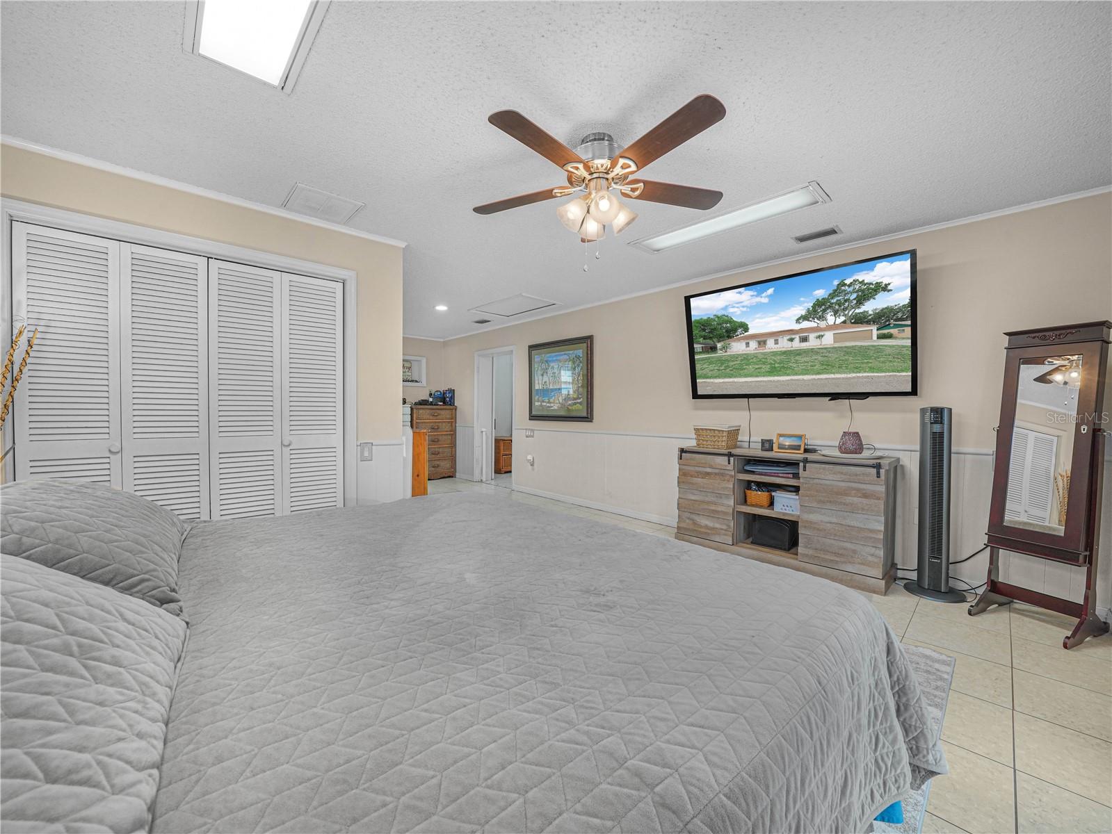 Image 28 of 41 For 4615 Kings Point Court