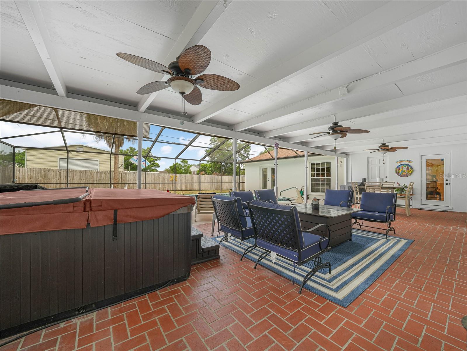 Image 33 of 41 For 4615 Kings Point Court