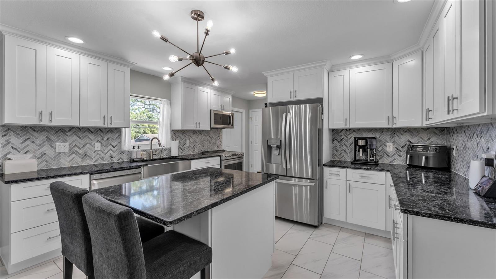 Image 10 of 49 For 1522 Hallam Drive