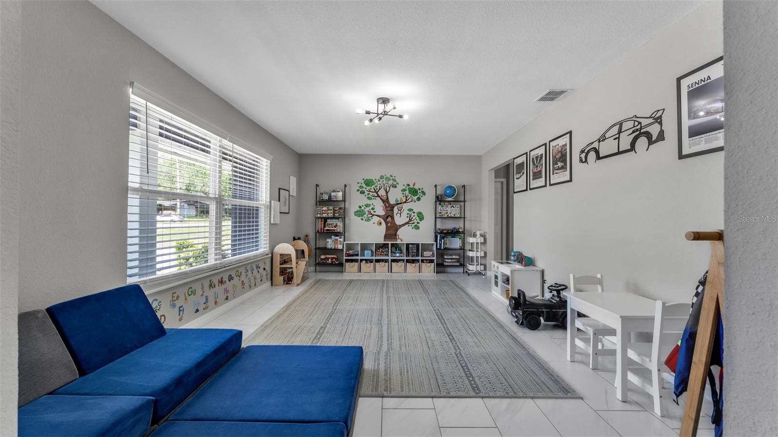 Image 6 of 49 For 1522 Hallam Drive