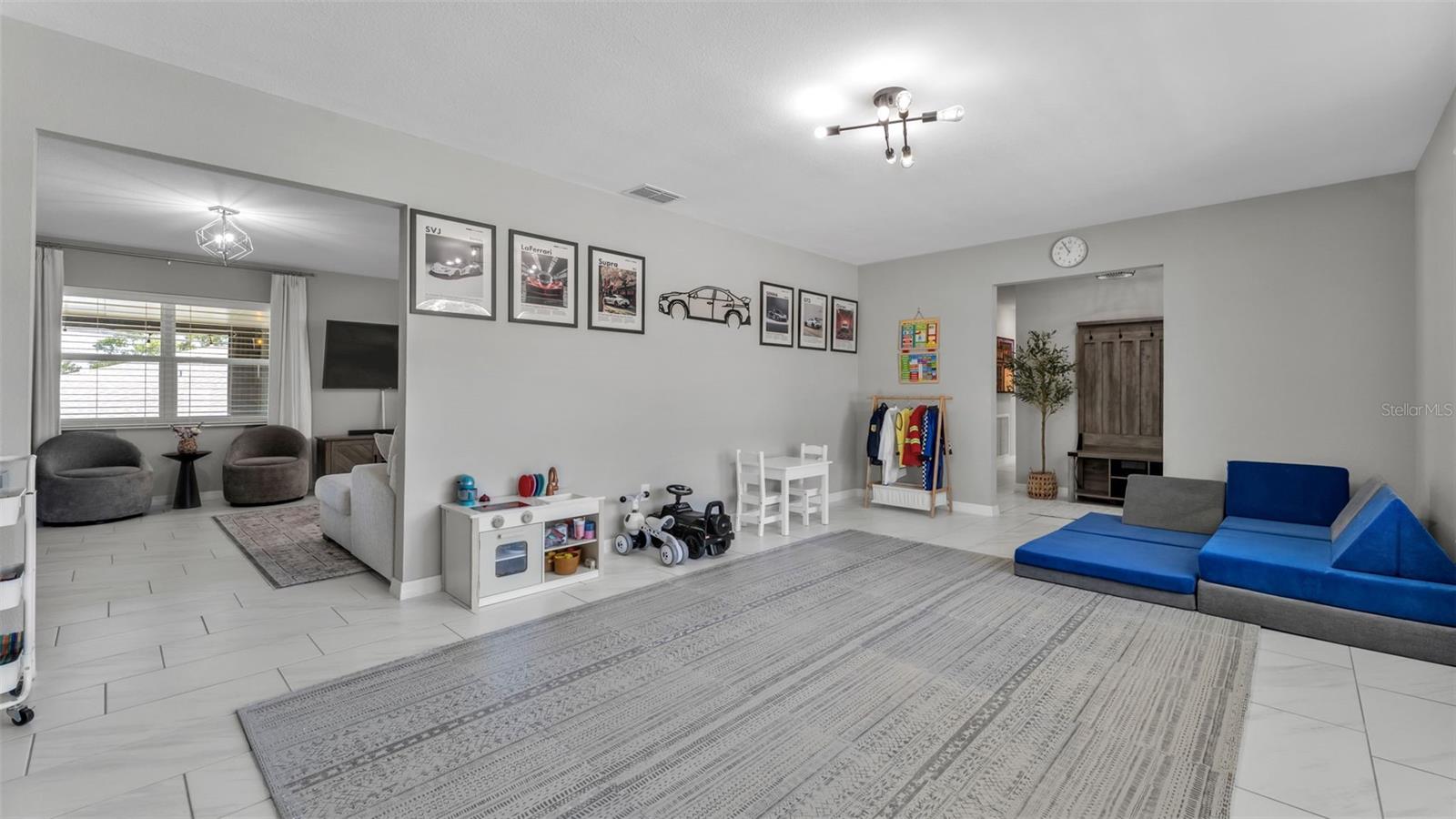 Image 7 of 49 For 1522 Hallam Drive