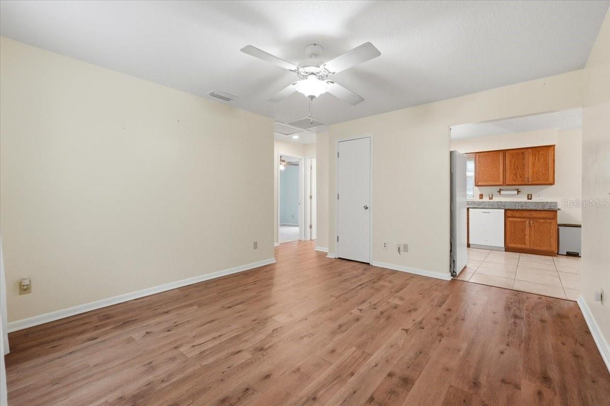 Image 17 of 43 For 514 Ashley Road