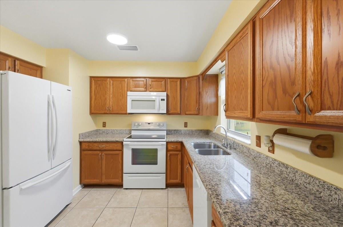 Image 32 of 43 For 514 Ashley Road