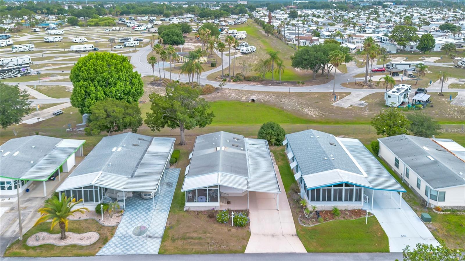 Image 29 of 48 For 642 Polo Park East Boulevard