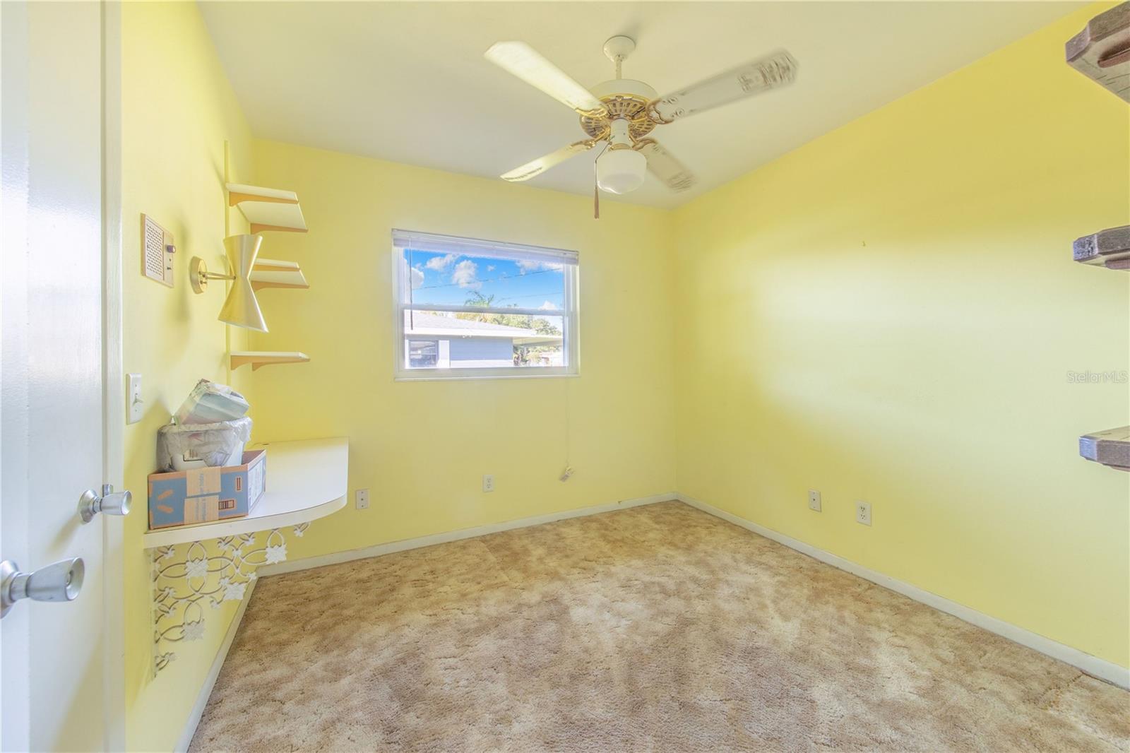 Image 16 of 41 For 1212 Lake Buckeye Drive