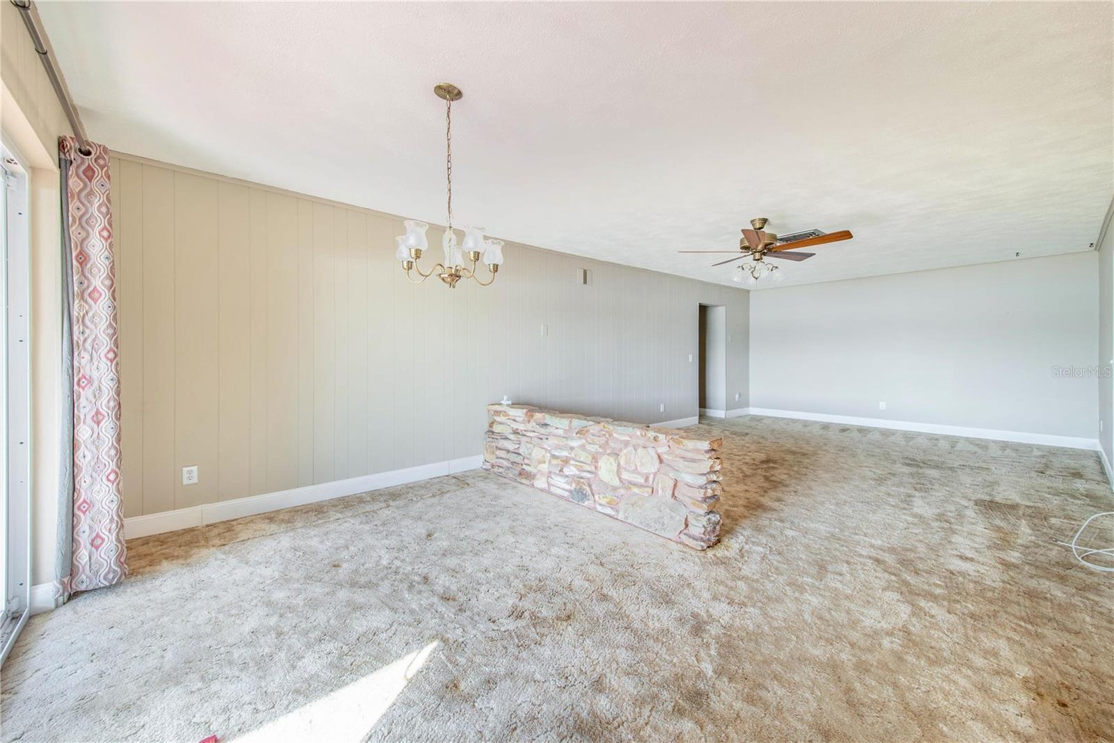 Image 19 of 41 For 1212 Lake Buckeye Drive