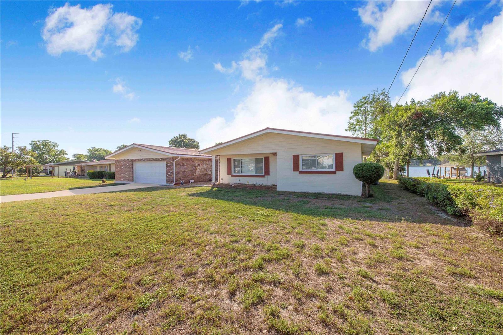 Image 3 of 41 For 1212 Lake Buckeye Drive