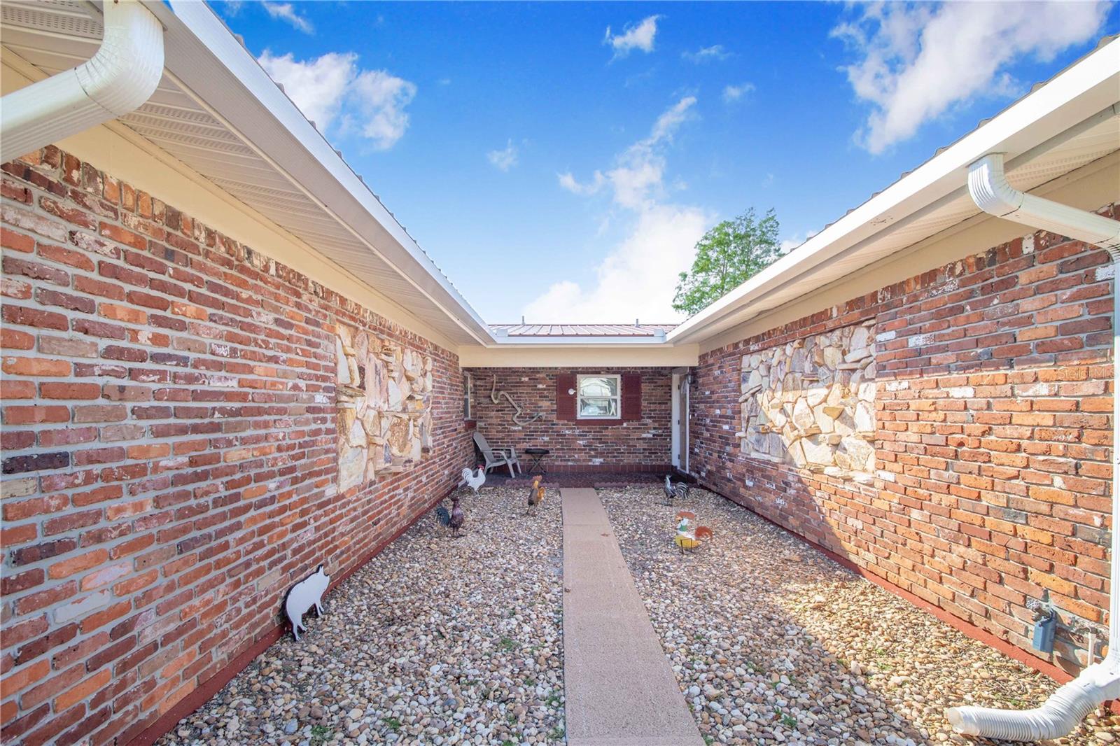 Image 9 of 41 For 1212 Lake Buckeye Drive