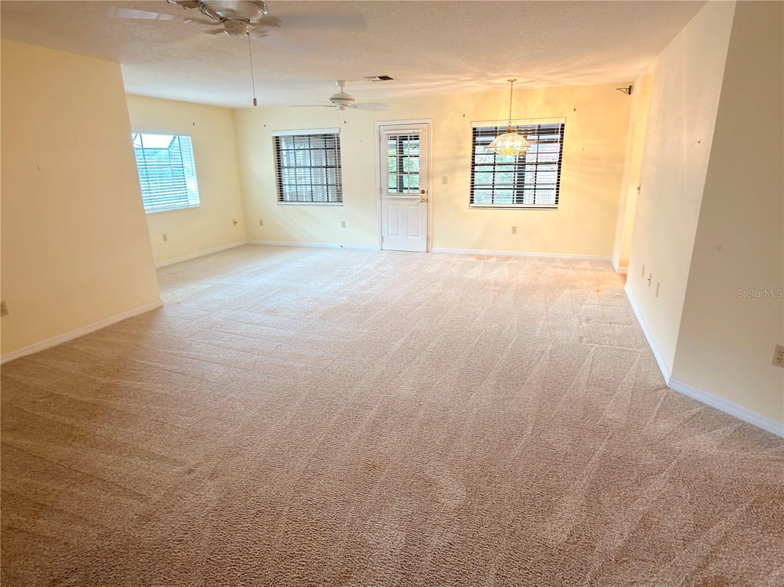 Image 4 of 26 For 1241 Shamrock Drive