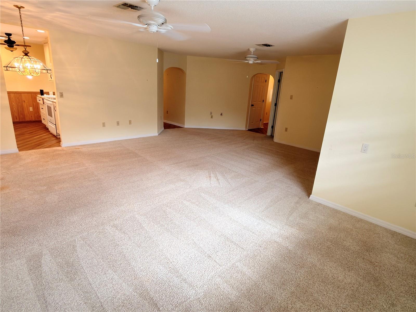 Image 6 of 26 For 1241 Shamrock Drive